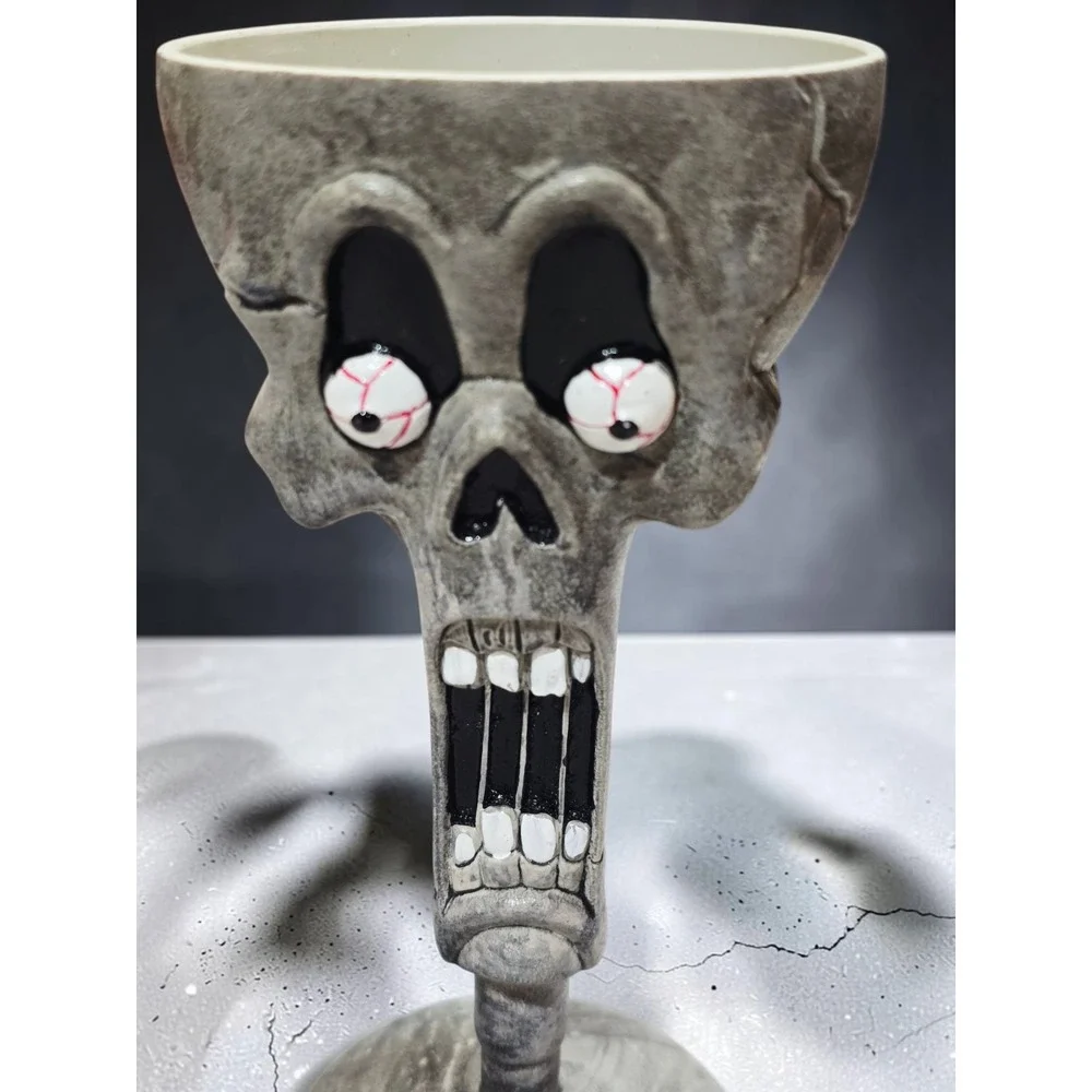 Vtg Skull Goblets Set of 4 Halloween Skeleton Wine Glasses Spooky Decor Plastic